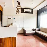 Fabhotel Amour - Nr Mumbai International Airport