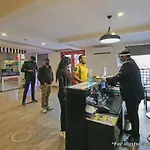 Unicontinental Hotel
