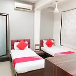 Hotel Amfahh - Andheri West Railway Station