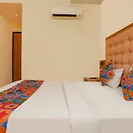 Fabexpress Emerald Inn