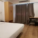 Unicontinental 4* Mumbai