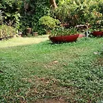 Seaview Bandra W Nr Taj Indian Women Only * Mumbai