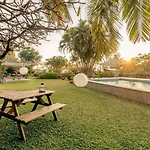 Oceanfront, Private Pool Villa, 2 Bed • Uttanbeach