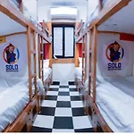 Solo Backpacker Hostel Mumbai