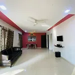 Godwins Bungalow In Mumbai, Madh Island