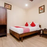 Oyo Shivar Near Carnival Cinemas Imax 3*