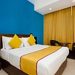 Hotel Aura - Near Malad Link Road 3*