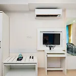 Aura - Near Malad Link Road Hotel 3*