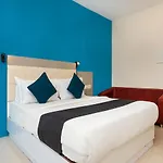 Aura - Near Malad Link Road 3*