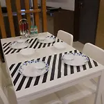 2Br Sea View Service Apartment Worli By Florastays