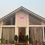 White House Goregaon