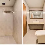Emerald Near T2 International Airport 3*