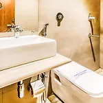Fabhotel Ascot International - Nr International Airport Hotel 3*