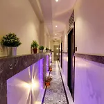 Diamond Hotel