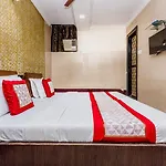 Hotel Felix Residency - Near Airport Road 3*