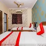 Felix Residency - Near Airport Road Hotel