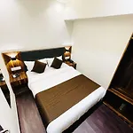 Hotel Hilton Suites