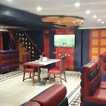 Shine Hospitality Palace Hotel 3*