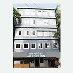 A K Hotel 3*