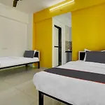 Hotel Collection O Auckland House Mumbai