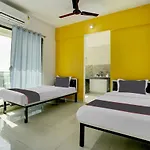 Hotel Collection O Auckland House Mumbai