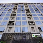 Treebo Castle Rock Inn