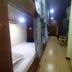 Dc Dormitory Asalpha Metro Hostel