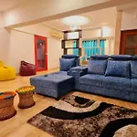 Rostel Live Hostel Mumbai