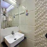 Welcome Home Service Apartments - Bandra Hotel