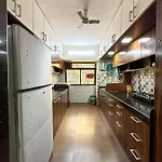 Hotel Welcome Home Service Apartments - Bandra