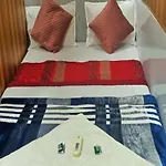 Hotel New Amaan Palace