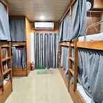Hostel Kailasha - Cum Pg Mumbai