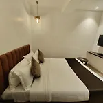 Hotel The Majlis - Colaba