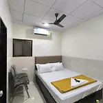 Sapna & Boarding Mumbai