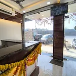 Sapna & Boarding 2* Mumbai