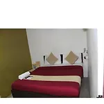Hotel Hotel Saffron Inn 3*