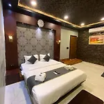 97 Inn- Andheri Versova Hotel