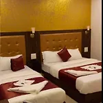 Flagship 83490 Hotel Bently Palace Hotel 3*