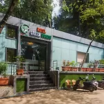 Hotel O Greenforest Near Airport Road Metro Station