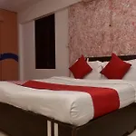 Hotel Oyo 19160 Dev Shelter