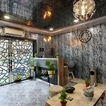 Diamond Hotel