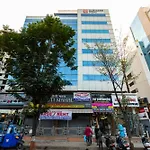 Hotel Larmont Luxury