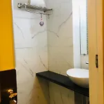 Glitz 7even Hills- Nr International Airport T2 Mumbai