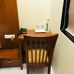 Glitz 7even Hills- Nr International Airport T2 * Mumbai
