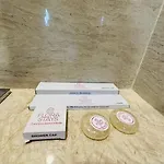 3Br Service Apartment In Parel