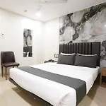 U Life Residency Guest house 3*