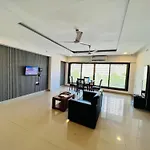Rio House Service Apartment Malad