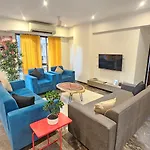 Lite - Parle East Apartment *