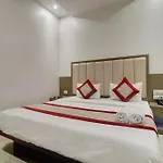 A K 3* Mumbai