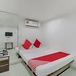 Hotel Blue Light